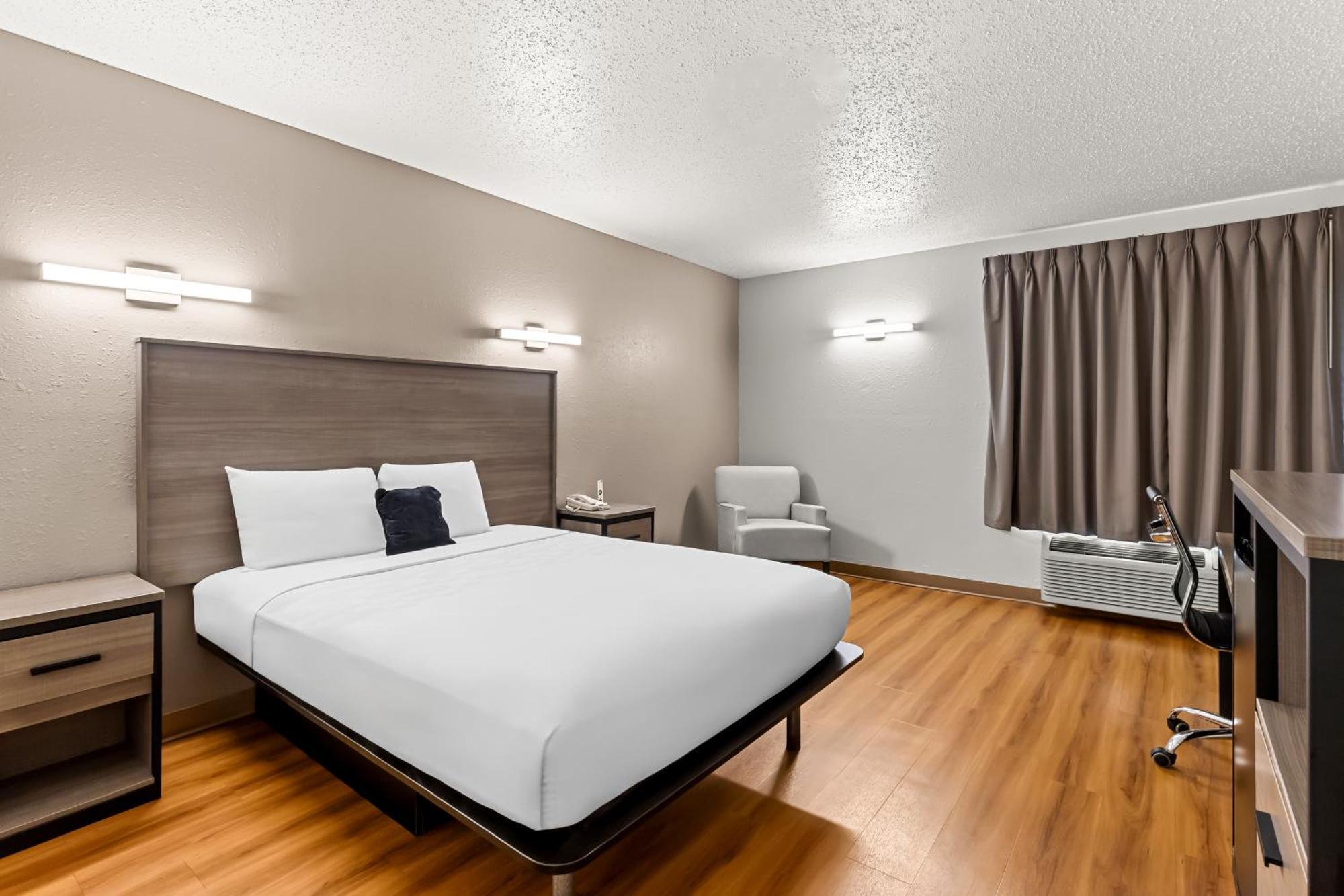 Red Lion Inn & Suites Понтун-Бич Экстерьер фото